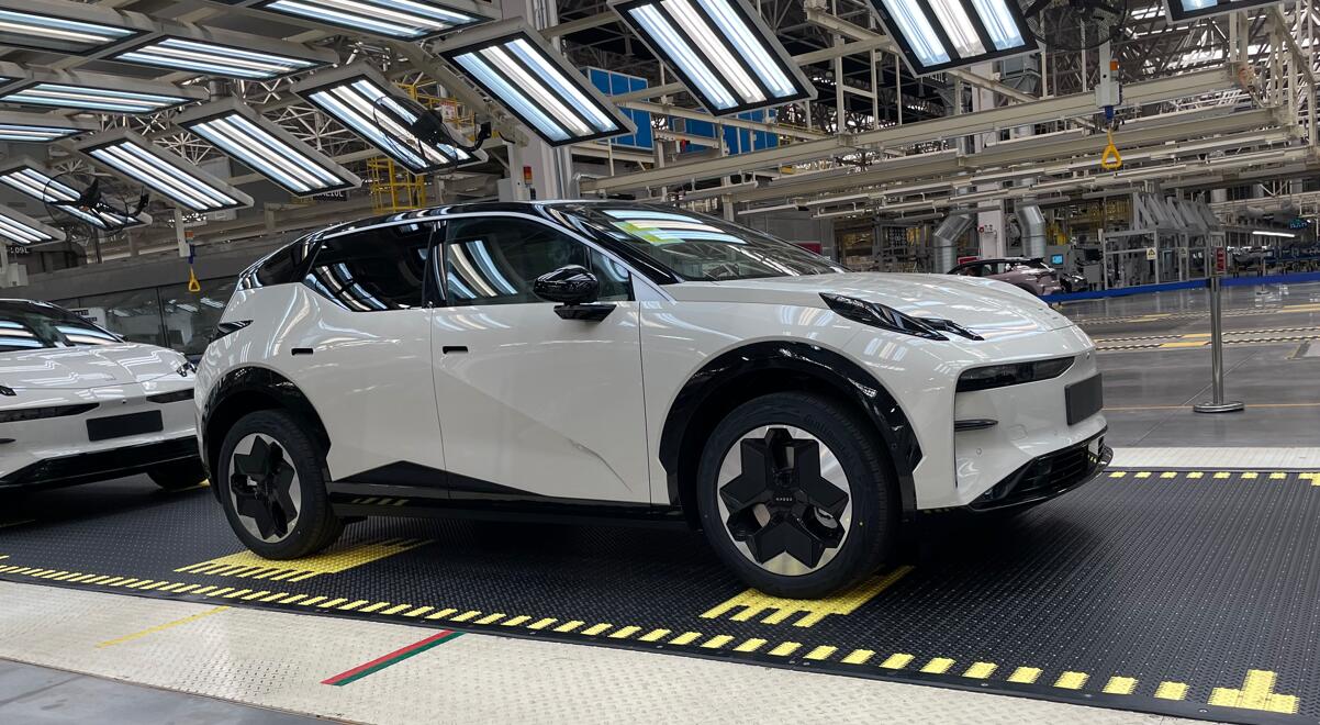 Zeekr begins allowing lock-in of Zeekr X orders