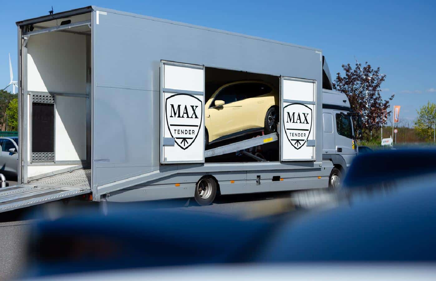 Exclusive: Nio ET5 touring appears in Europe as local launch nears