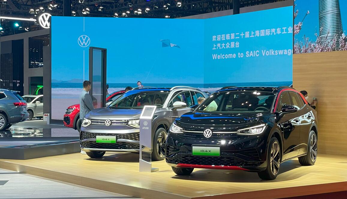 VW reportedly in talks to use Huawei software in its cars in China