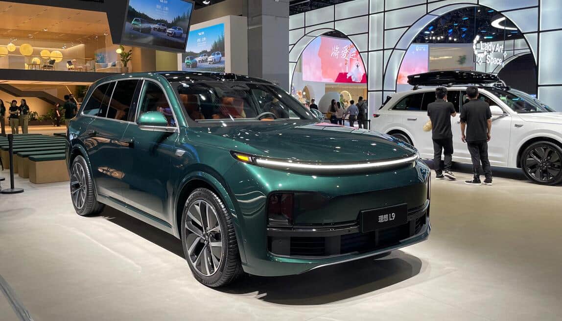 Li Auto rapidly expanding smart driving and chip teams, report says