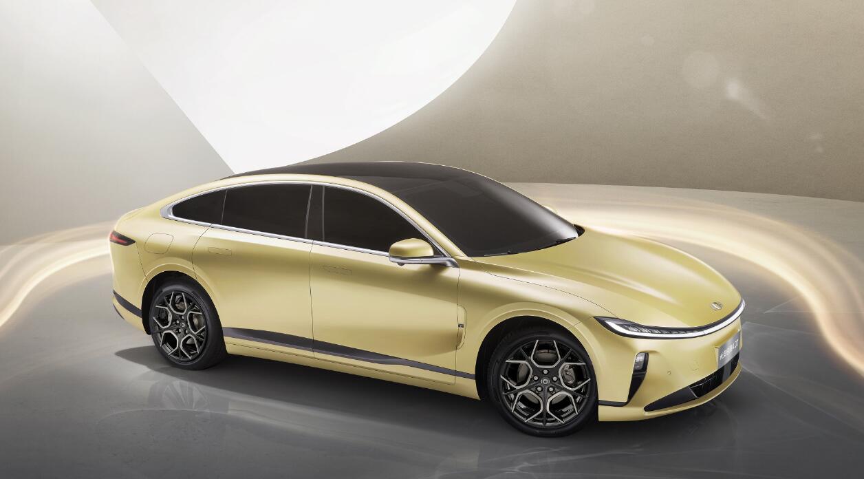 Changan teases electric sedan under new brand