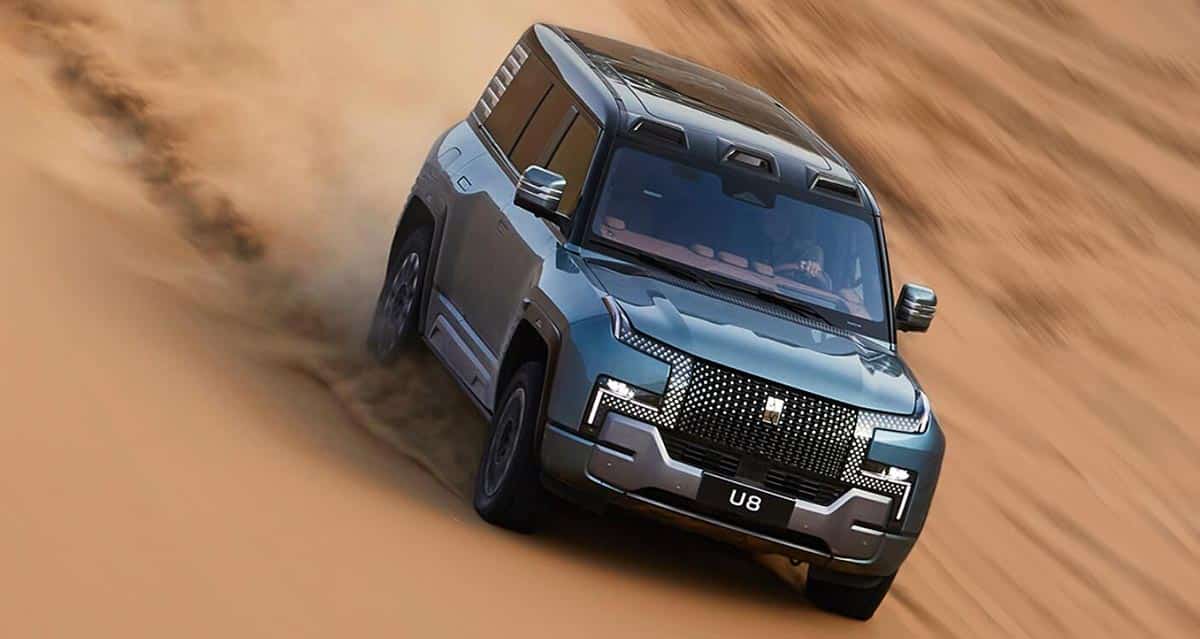 BYD Yangwang's 1st model U8 officially launched for 0,600