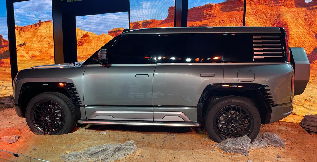 BYD Yangwang U8 gets over 4,000 firm orders since pre-sale in Apr, report says