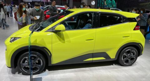 China's NEV retail in Oct 1-15 at 294,000, up 8% from same period last month