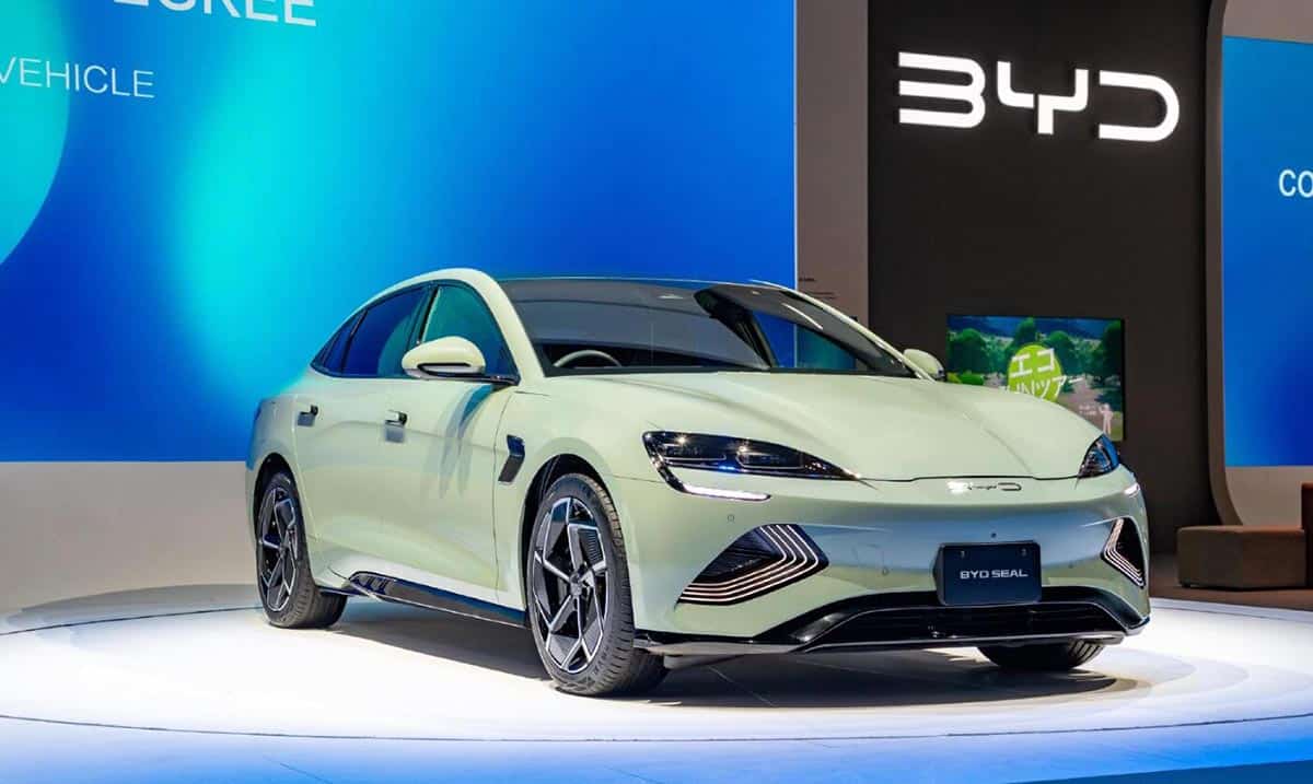 BYD showcases 5 models at Tokyo auto show, Yangwang U8 makes overseas debut