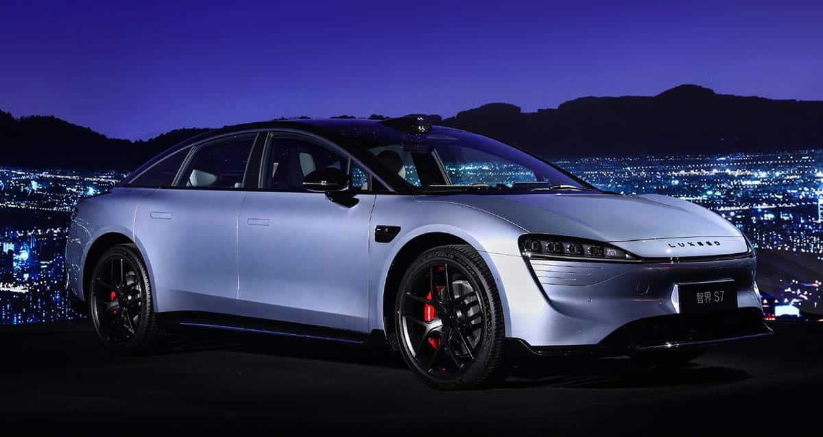 Huawei, Chery's joint EV brand Luxeed unveils 1st model, goes on pre-sale with ,420 starting price