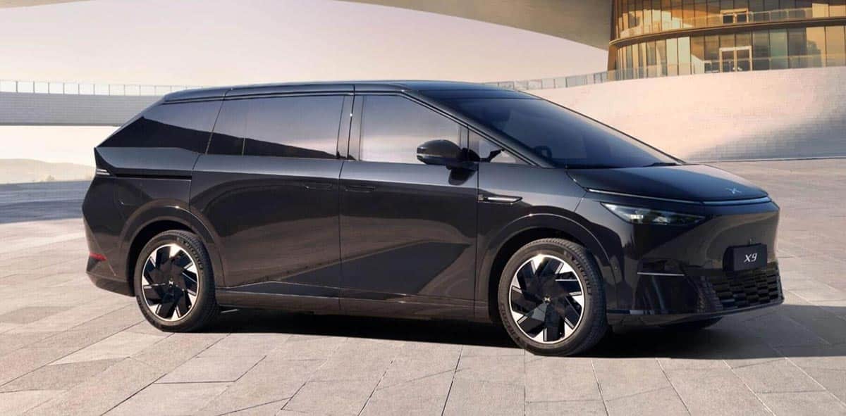 Xpeng officially unveils X9 MPV, starts pre-sales at far lower price than Li Mega
