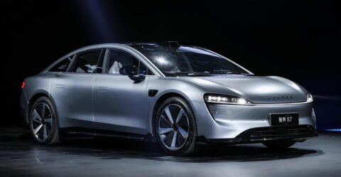 Huawei launches Luxeed S7 electric sedan with up to 855 km range