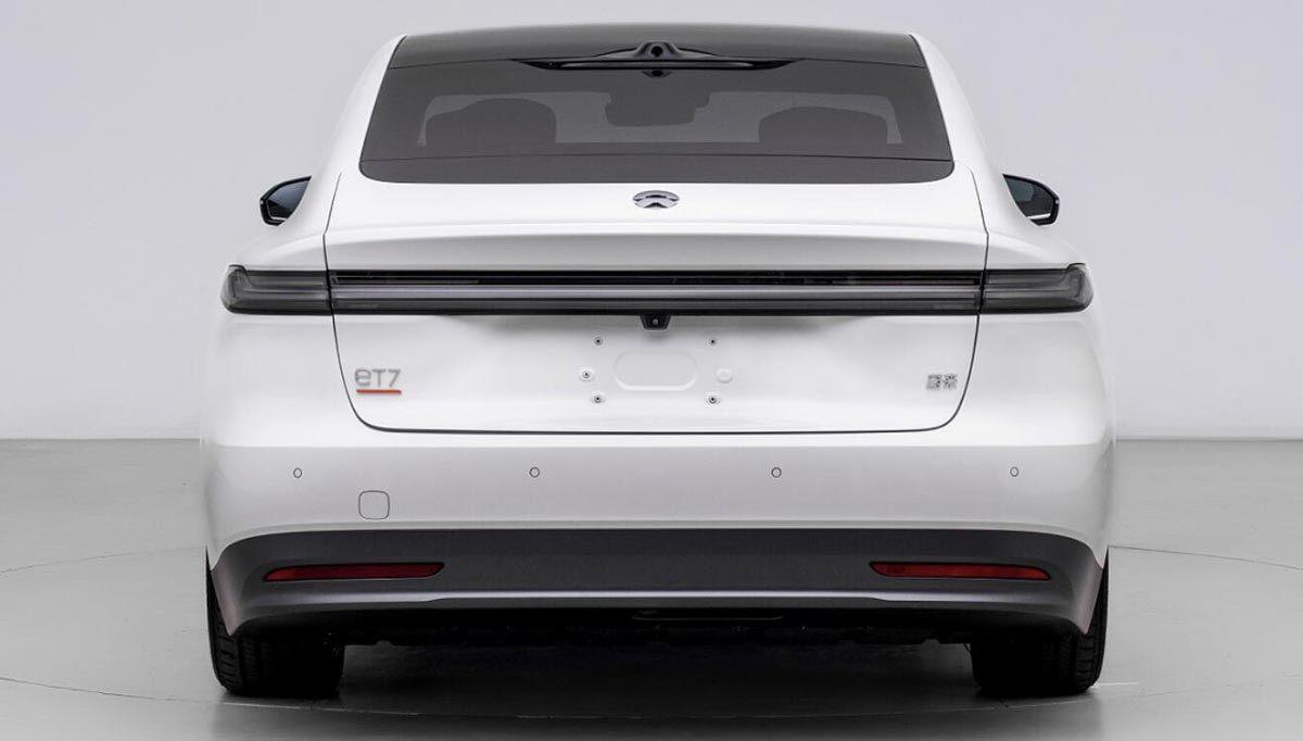 Nio re-files 8 models on sale under its own name after gaining car-making qualification