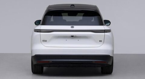 Nio re-files 8 models on sale under its own name after gaining car-making qualification