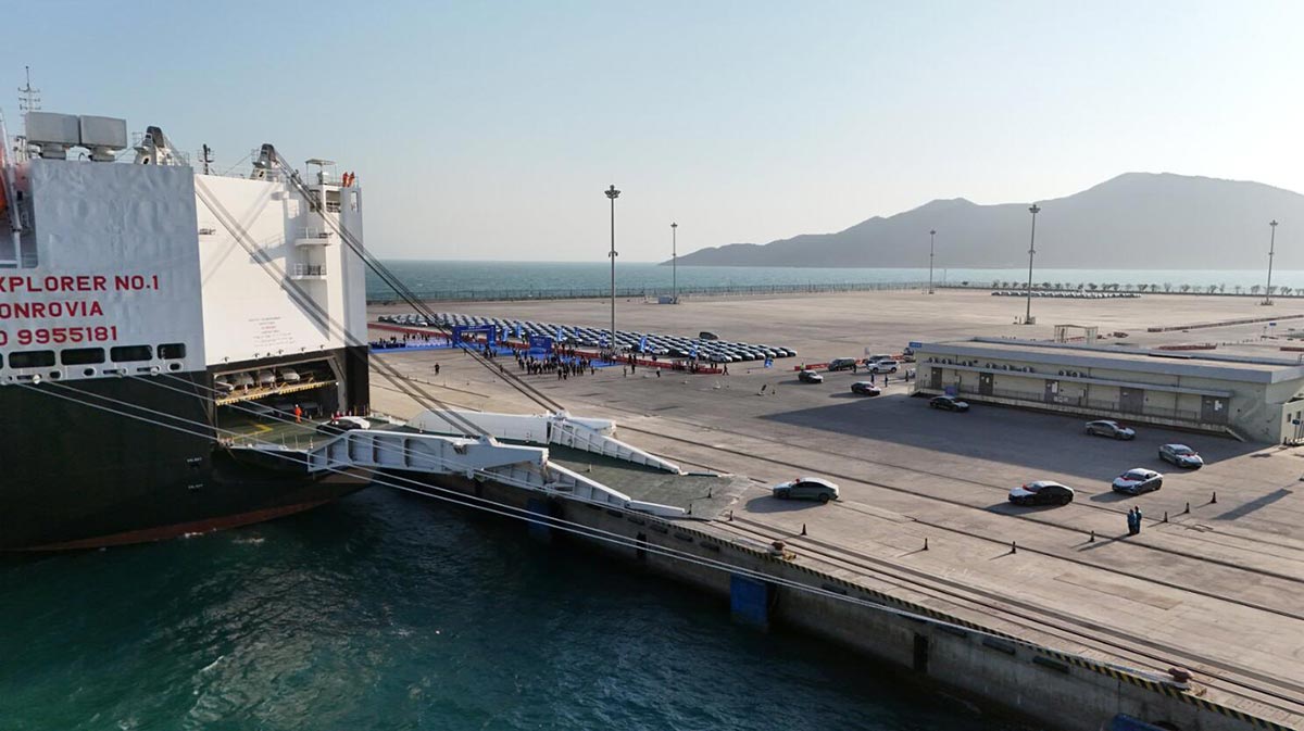 BYD's 1st car carrier sets sail fully loaded, 7 more to join fleet in next 2 years