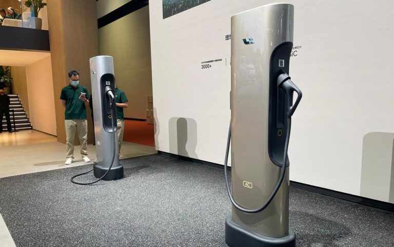 Li Auto reportedly aims to have over 10,000 supercharging stations by 2025, more than tripling original target