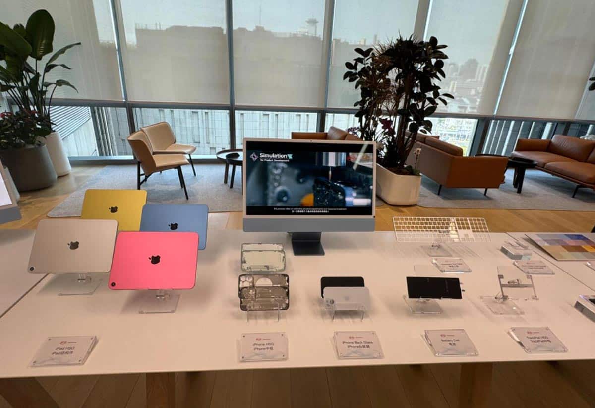 BYD chairman Wang Chuanfu meets Apple CEO Tim Cook in Shanghai