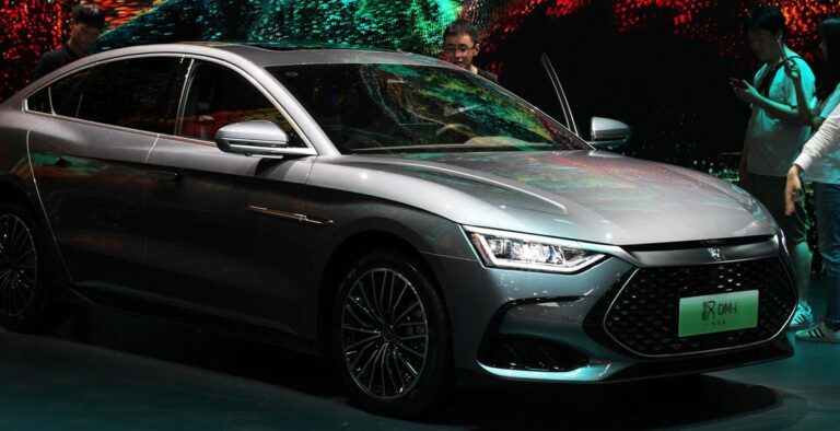 BYD investor event: 5th-gen DM hybrid tech, sales target, and more