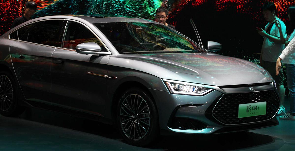 BYD investor event: 5th-gen DM hybrid tech, sales target, and more