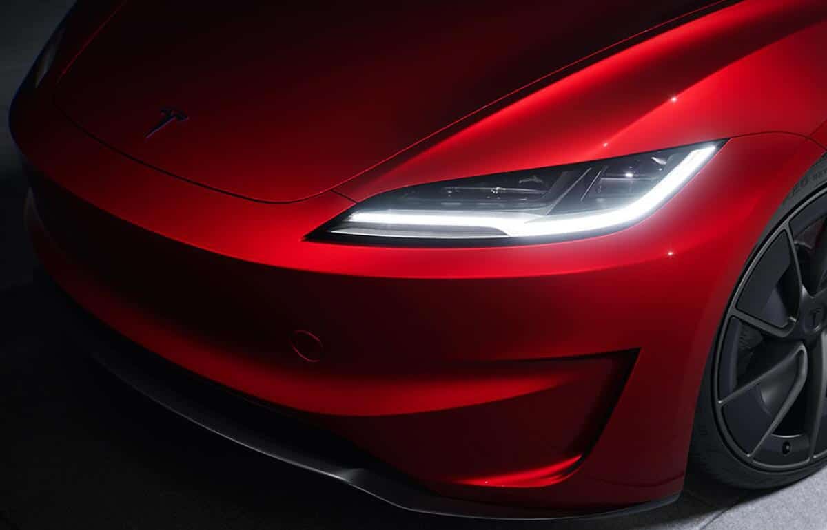 Tesla launches updated Model 3 Performance in China with pre-sale starting price of ,360