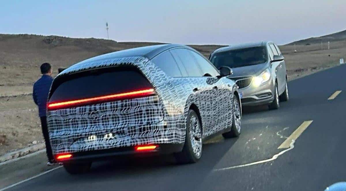 Li Auto to plug into Huawei's charging network