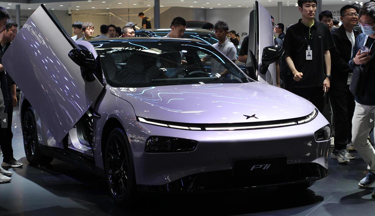 Xpeng replaces sales chief, wholesale approach faces headwinds, report says