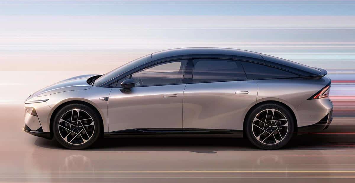 Xpeng names 'F57' sedan P7+, releases 1st official images