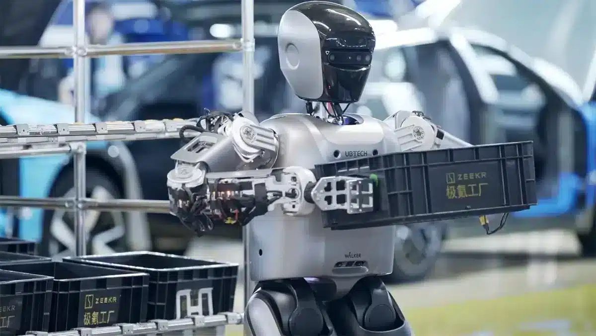 Zeekr follows Nio in piloting use of humanoid robots in factory
