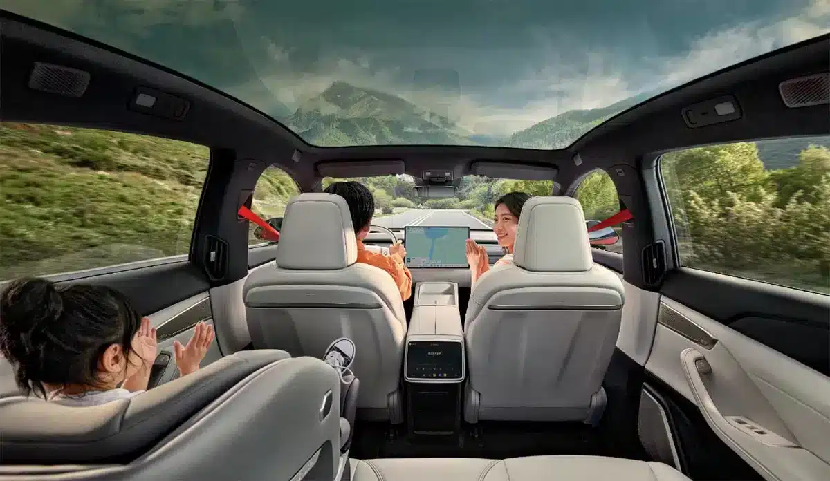 Nio Onvo sees 1st production car of L60 roll off line, interior unveiled