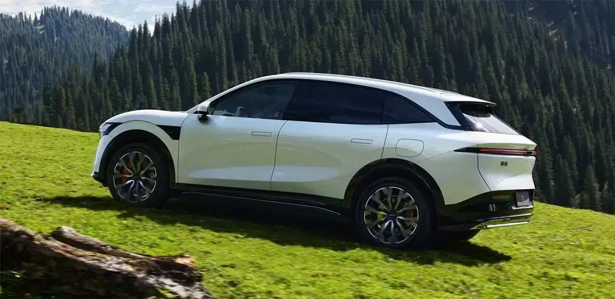 Zeekr 7X SUV debuts at Chengdu auto show, official launch set for Sept 20