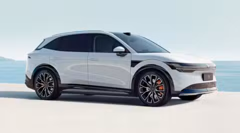 Zeekr says 7X SUV gets over 20,000 pre-orders in 1st week