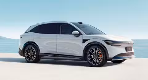 Zeekr launches 7X SUV for families with starting price of ,590