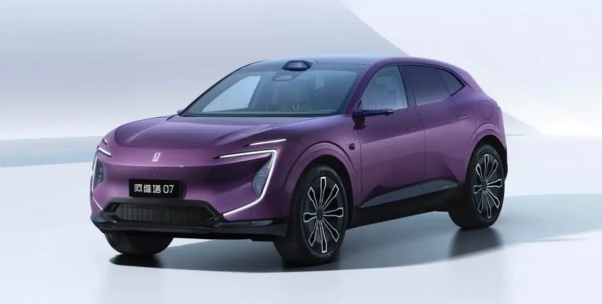 Avatr launches 07 SUV, its 1st to offer BEV and hybrid options