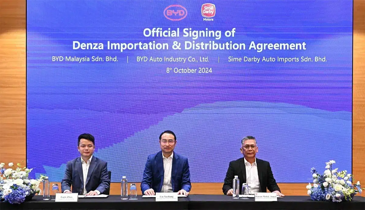 BYD Denza enters Singapore with D9 MPV