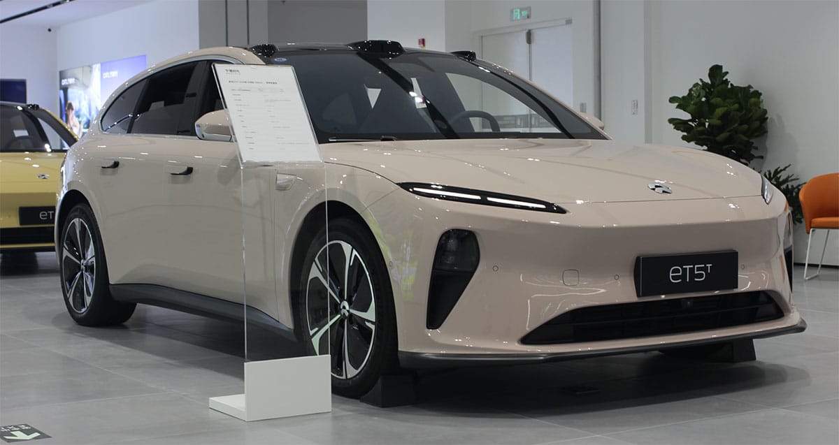 Nio ramps up car purchase incentives for Nov