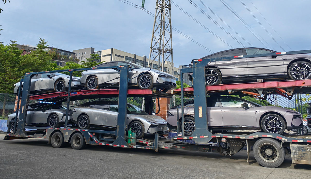 Xpeng begins volume deliveries of P7+