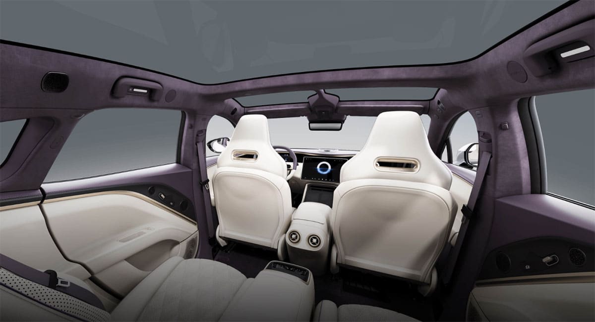 Avatr launches updated Avatr 11 SUV, adds hybrid variants on top of BEVs