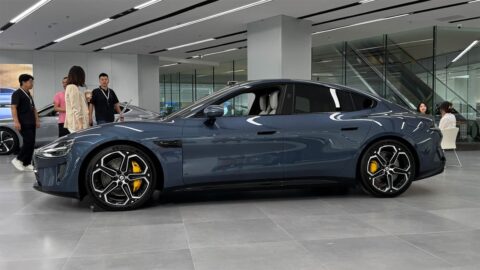 Xiaomi begins preparations for selling cars in overseas markets, report says