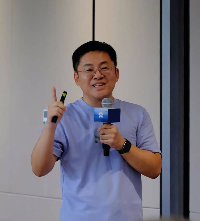 Nio starts warming up for Firefly: Brand logo unveiled, mobile app available