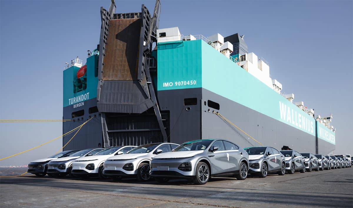 Xpeng ships 2nd batch of G6 SUVs to Australia, opens 1st local flagship showroom