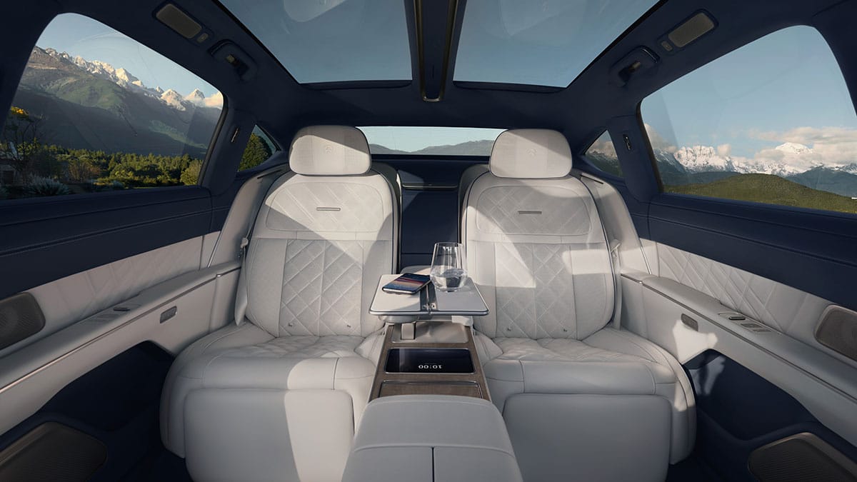 Nio ET9 sedan launched: Price starts at 8,000, deliveries due in Mar 2025