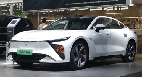 US finalizes rules banning Chinese tech in connected cars