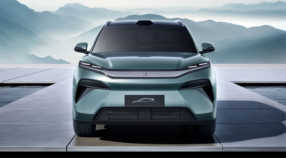 BYD shares official images of Han L and Tang L, with debut 1 day away