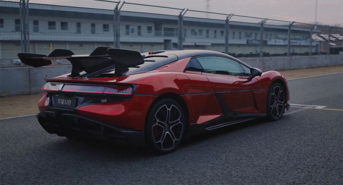 [Video] BYD shows its most powerful smart driving software can do driverless nighttime track driving