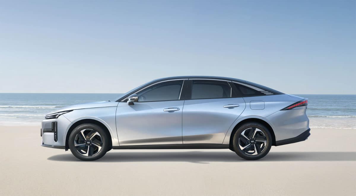 Geely launches hybrid Galaxy L6 EM-i sedan, prices start at ,300
