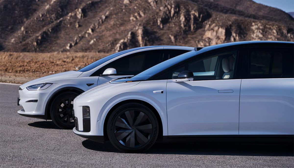 Li Auto releases new images of Li i8, showing how it compares to Tesla Model X