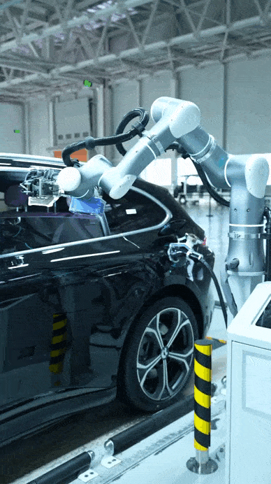 Nio's William Li shares animated images showing robots working as quality inspectors at F2 plant