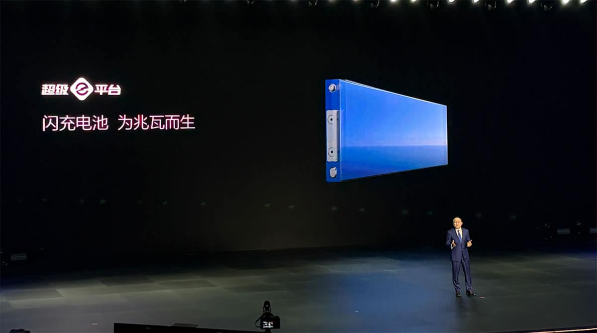 BYD unveils new EV platform with 1,000-kW supercharging support, starts Han L, Tang L pre-sales