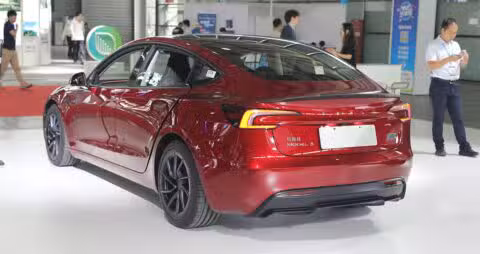 Shanghai allows more old cars to qualify for trade-in subsidies to spur consumption