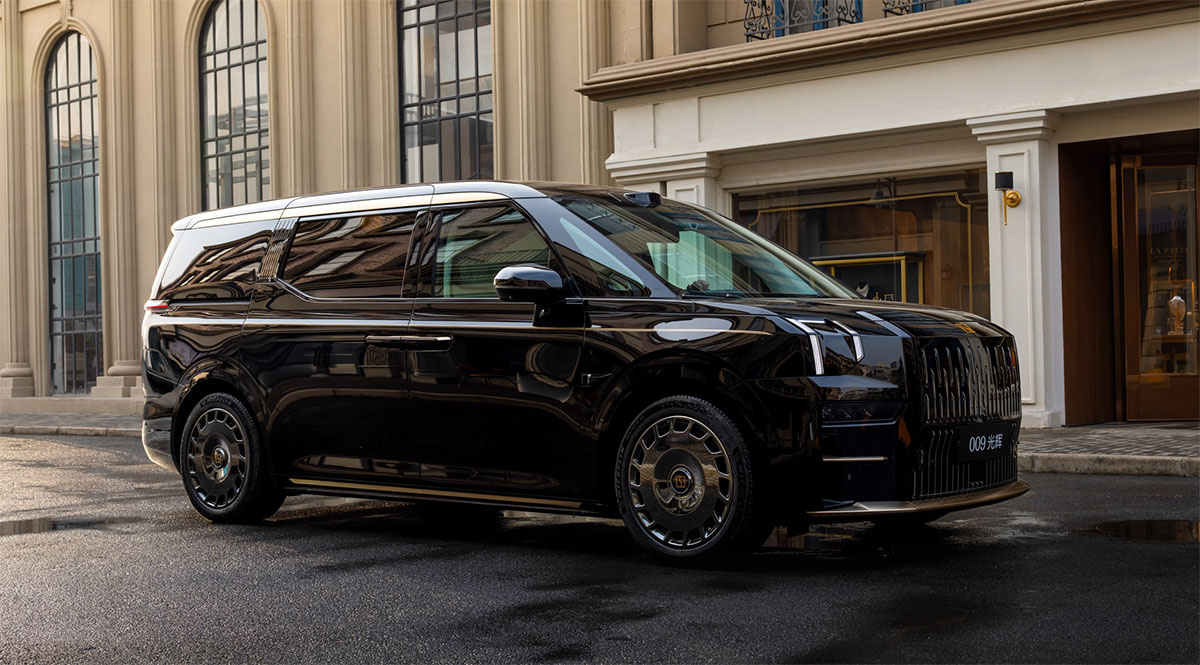 Zeekr launches 009 Grand Collector's Edition in bigger bet on luxury car market