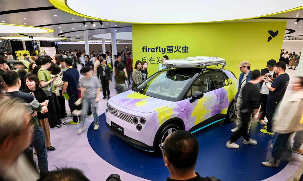 Nio Firefly begins deliveries in China