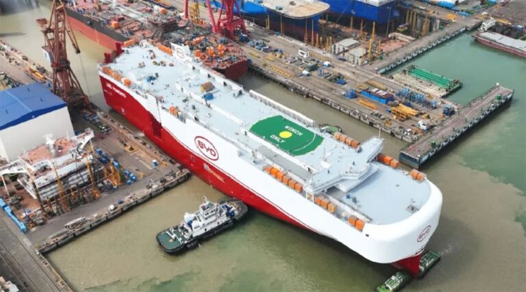 BYD Zhengzhou, BYD's 7th car carrier, begins sea trials