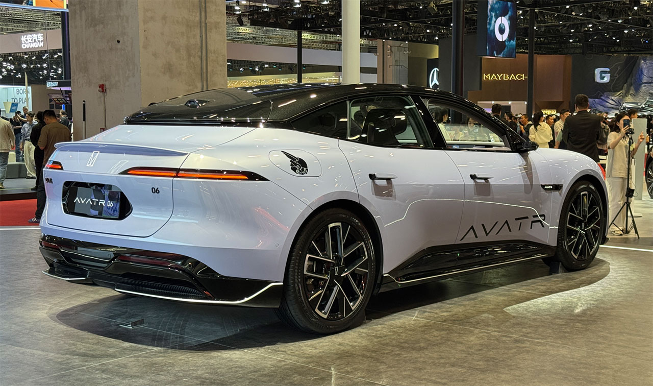 China NEV retail at 332,000 in Jul 1-13, up 26% year-on-year