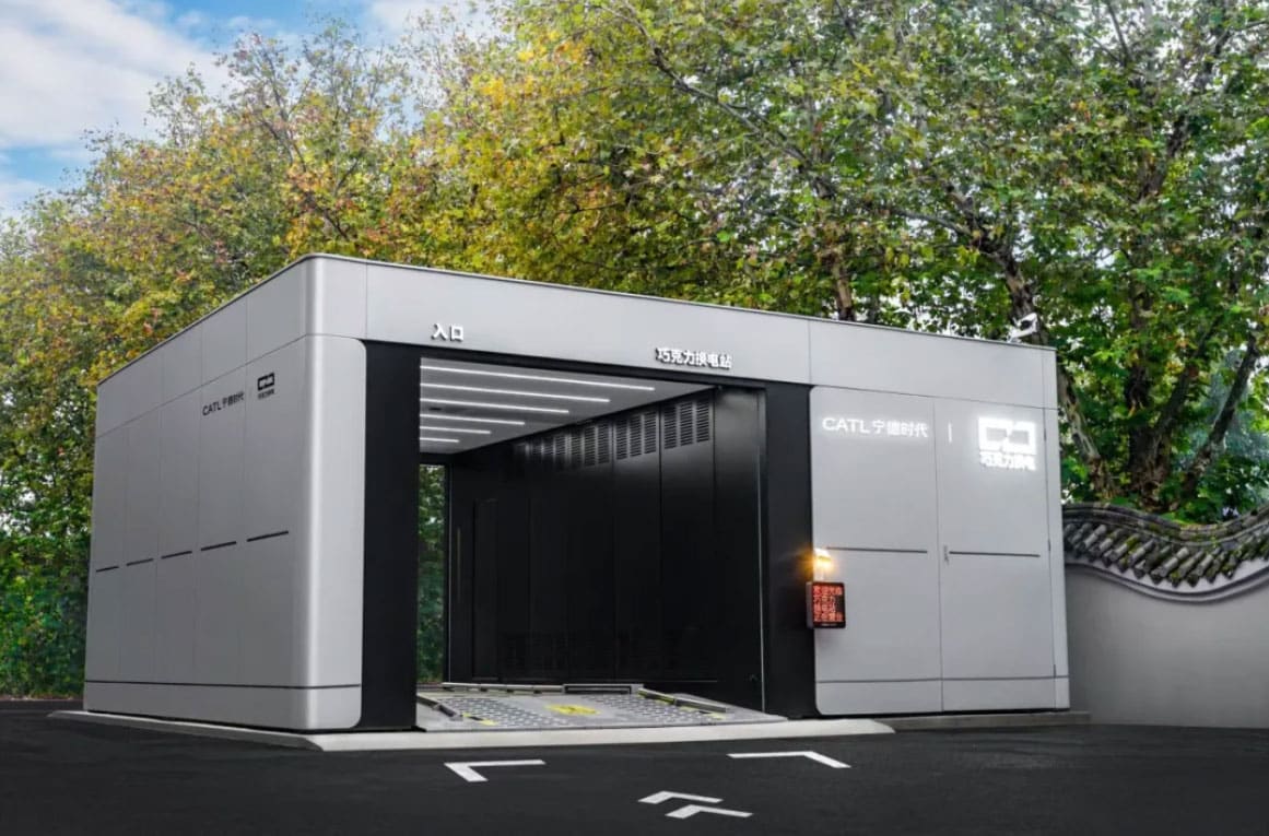 CATL signs deal to bring over 100,000 battery-swappable cars to Car Inc's fleet